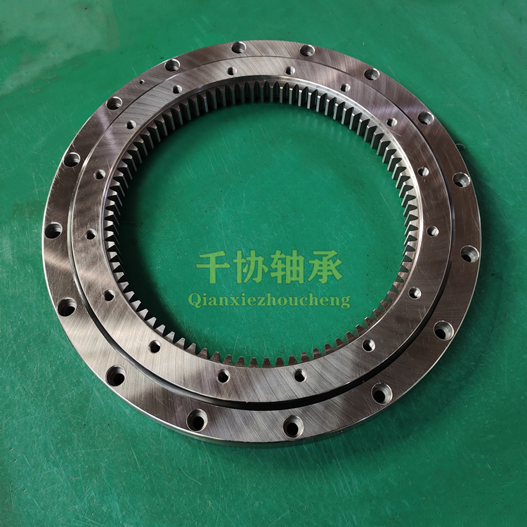 [ZLYQX]精密轉盤軸承斷齒的原因及預防措施！